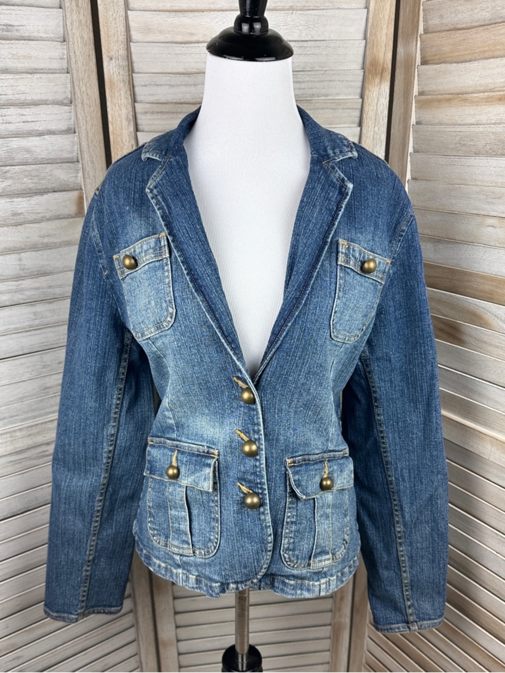Vintage Y2K Embroidered Floral Studded Tailored Denim Jacket Size 10